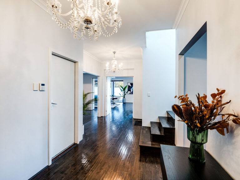 82 Glenelg Avenue gallery