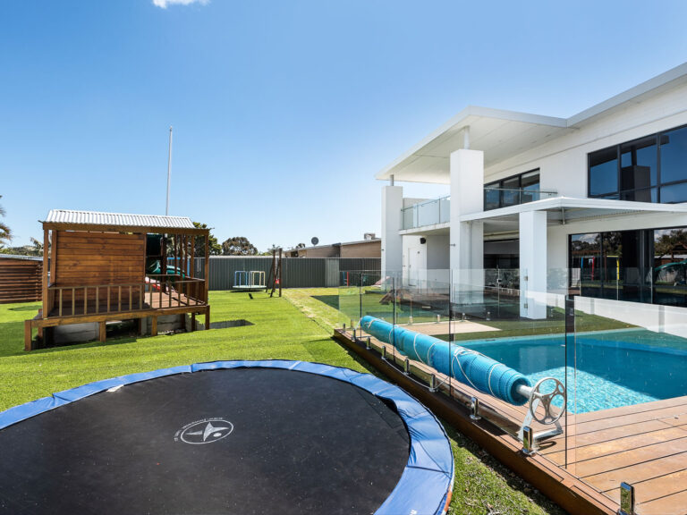82 Glenelg Avenue gallery