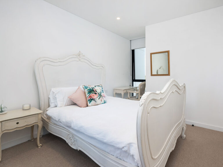 303/5 Shenton Road gallery