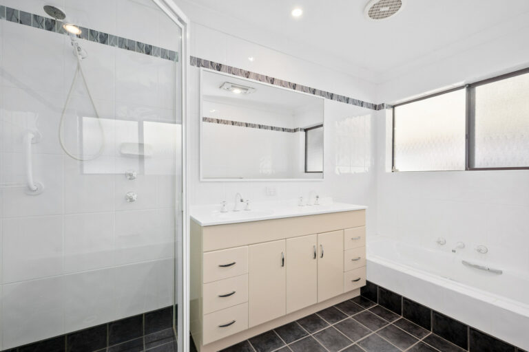 28 Collis Road gallery