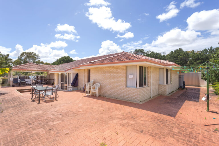 24 Stellfox Close gallery