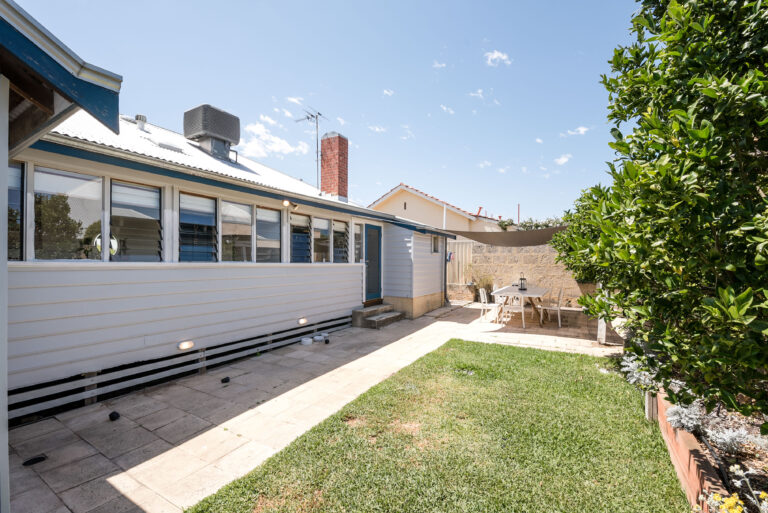 23 Paget Street gallery