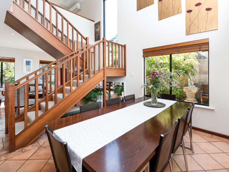 91 Thompson Road gallery