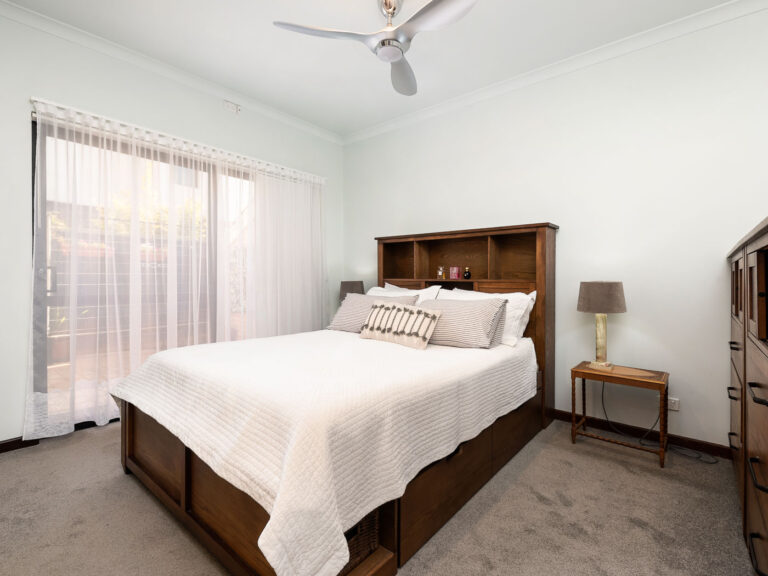 91 Thompson Road gallery