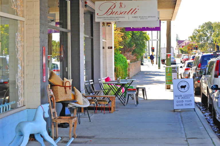 91 Thompson Road gallery