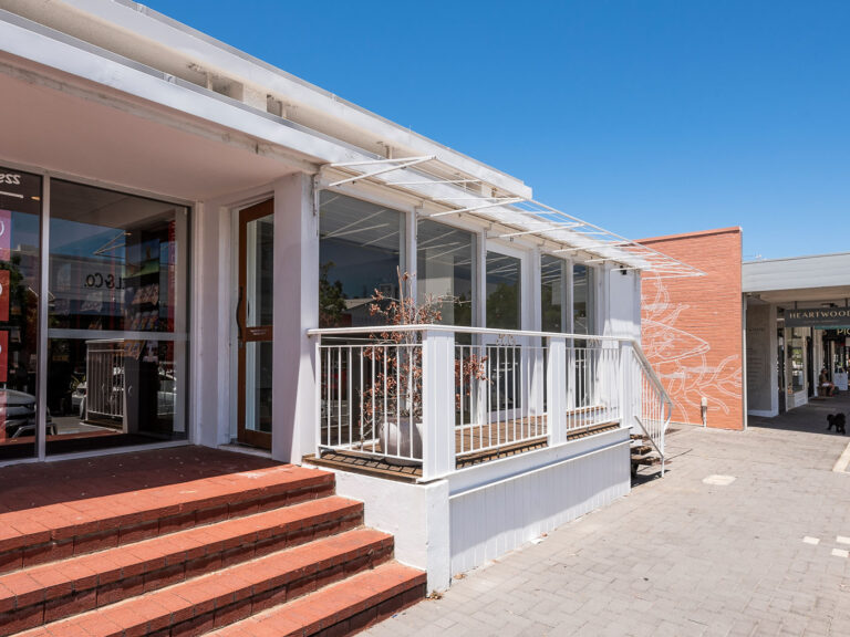 2/543 Stirling Highway gallery