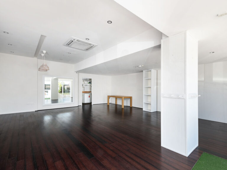 2/543 Stirling Highway gallery