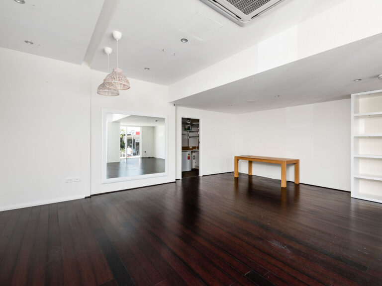 2/543 Stirling Highway gallery