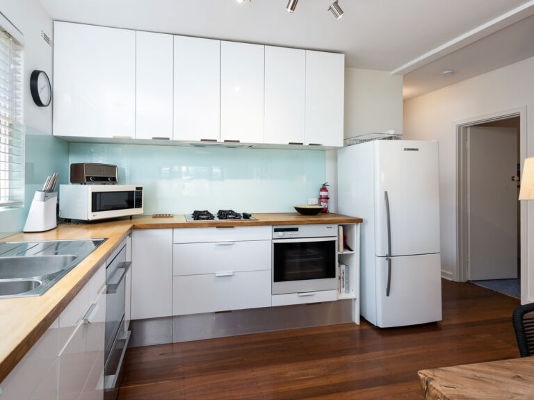 2/8 Salvado Street gallery