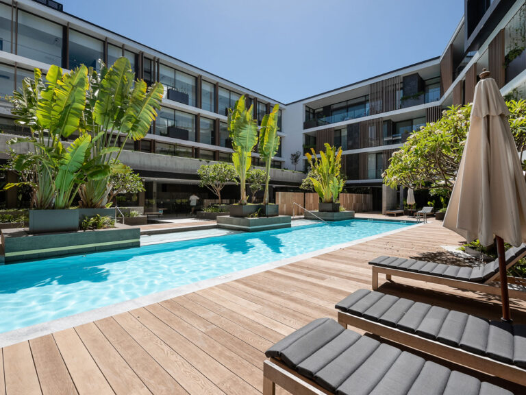 9/16 Tomlinson Blvd gallery