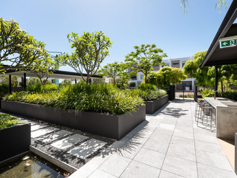 9/16 Tomlinson Blvd gallery