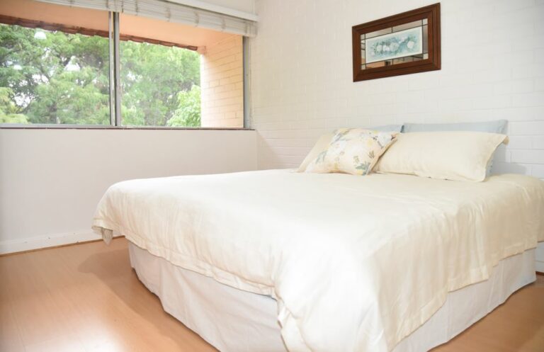 26 / 12 Onslow Road gallery