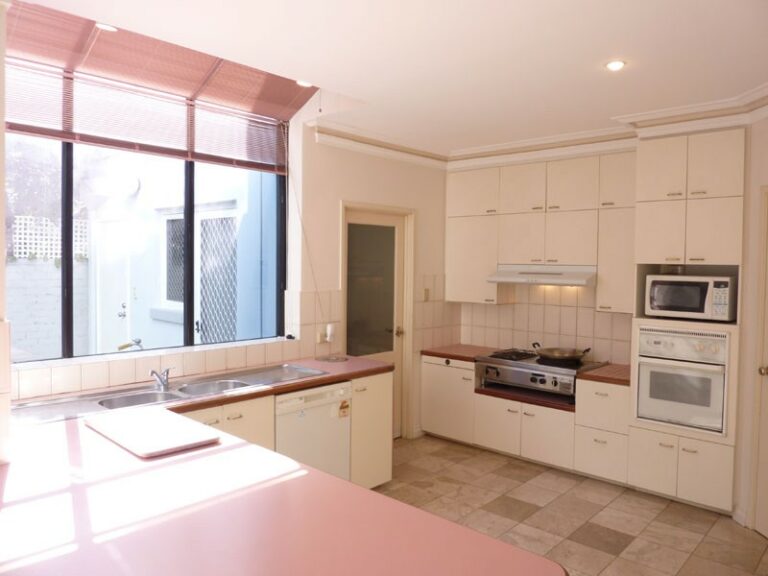 5A Mountjoy Road gallery