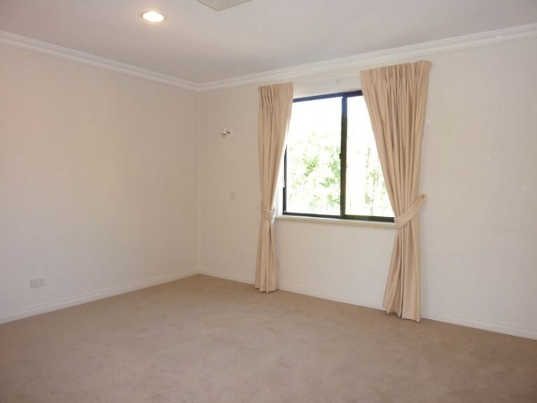 5A Mountjoy Road gallery