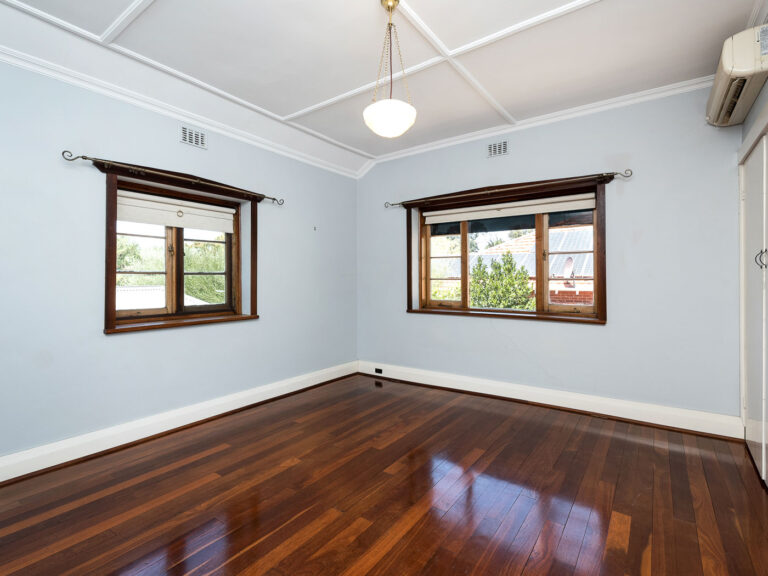 8 Dalgety Street gallery