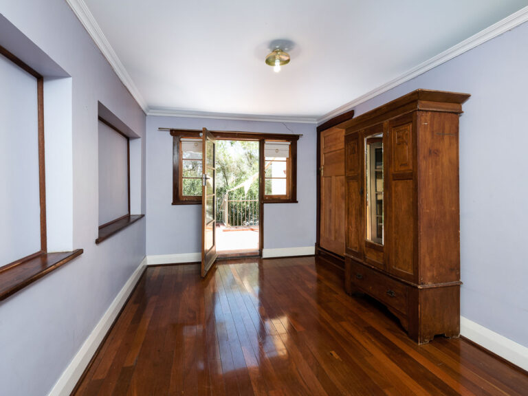 8 Dalgety Street gallery