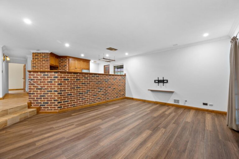 6 Darel Close gallery