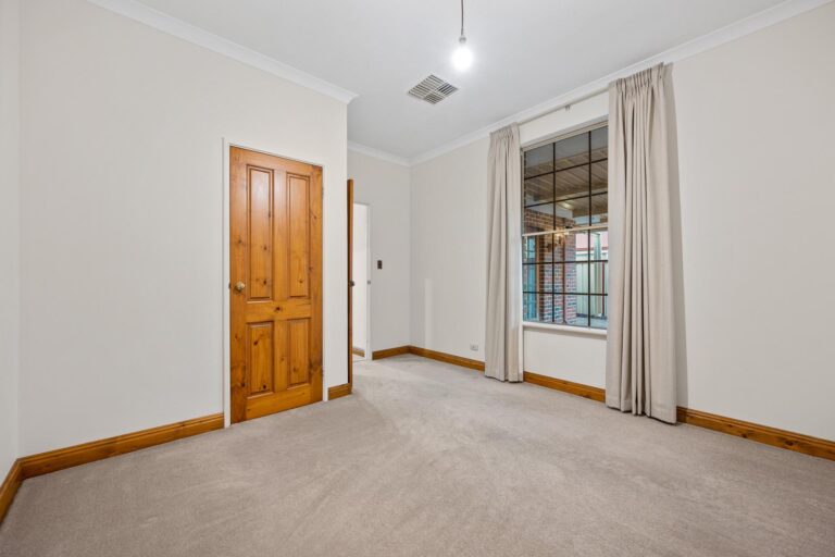 6 Darel Close gallery