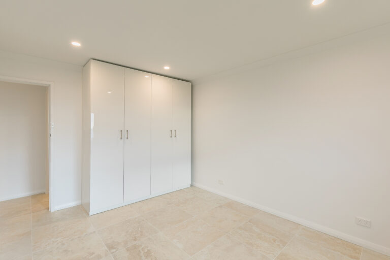 9/1 Hawkstone Street gallery