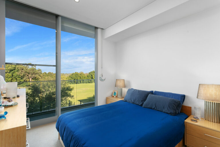 20/2 Milyarm Rise gallery