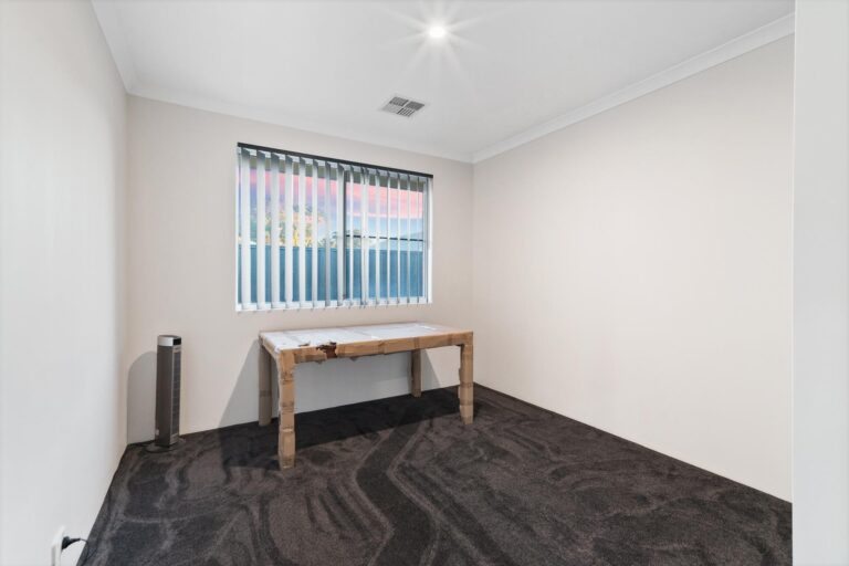 5 Dakota Street gallery