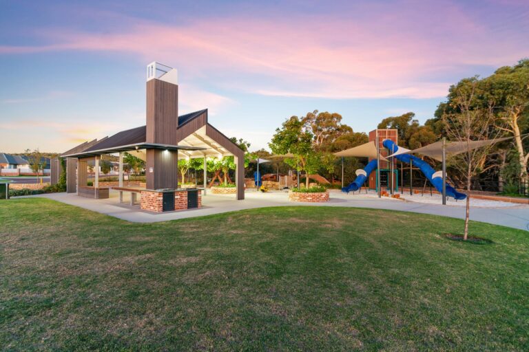 5 Dakota Street gallery