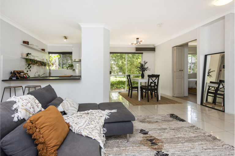 11/4 Waterway Court gallery