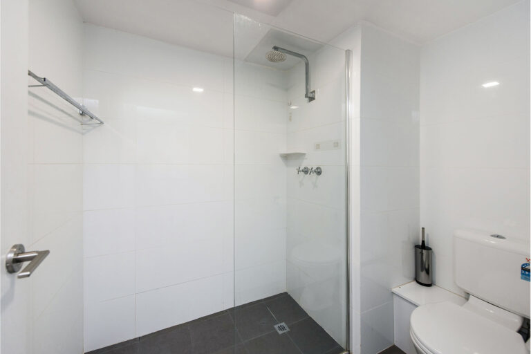11/4 Waterway Court gallery