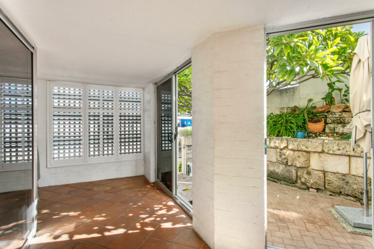 3/152 Marine Parade gallery