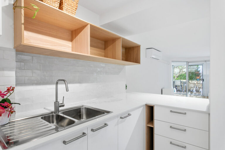 3/152 Marine Parade gallery