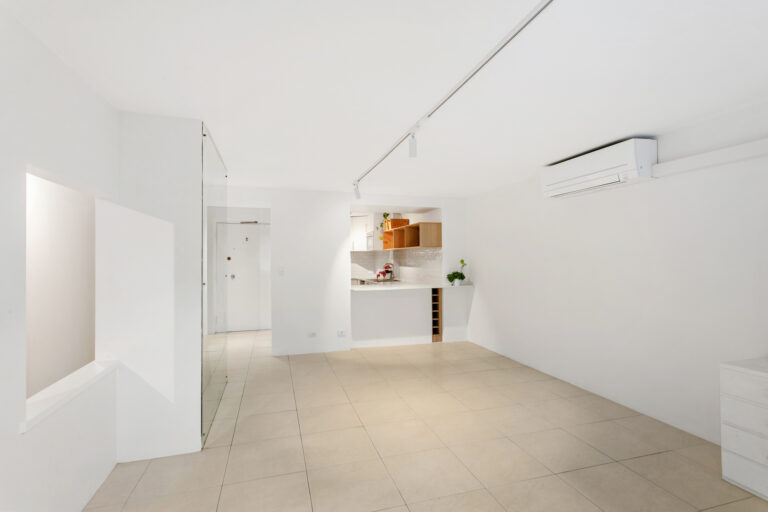 3/152 Marine Parade gallery