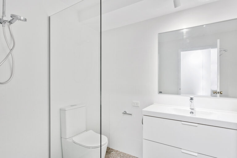 3/152 Marine Parade gallery