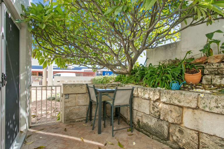 3/152 Marine Parade gallery