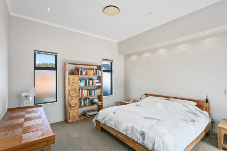 36A Smyth Road gallery