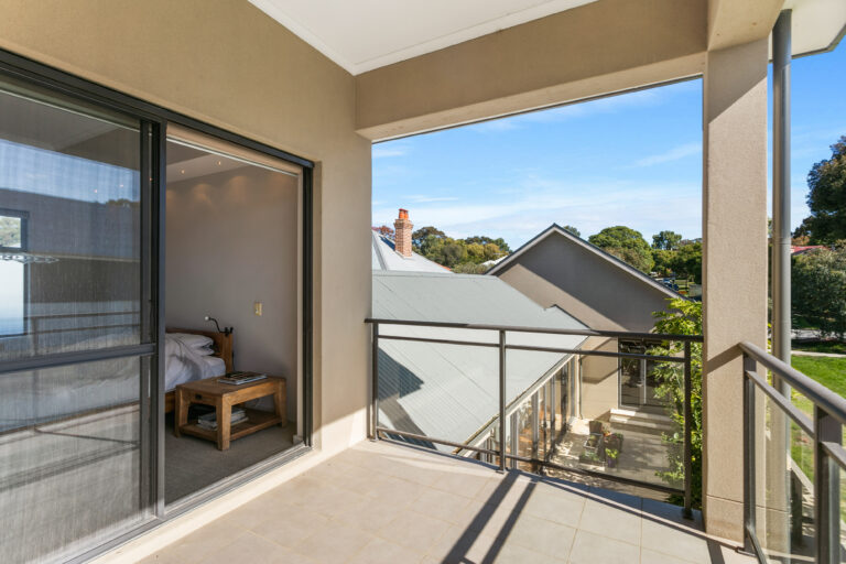 36A Smyth Road gallery