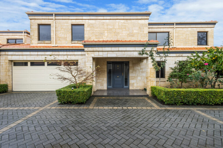 6/101 Bindaring Parade gallery