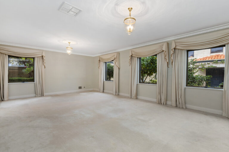 6/101 Bindaring Parade gallery