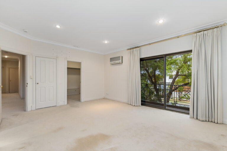 6/101 Bindaring Parade gallery