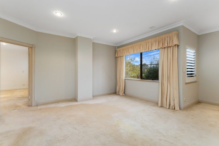 6/101 Bindaring Parade gallery
