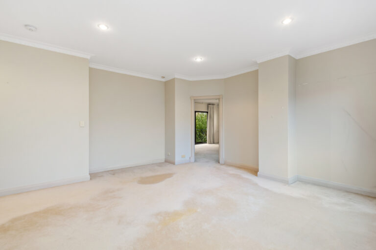 6/101 Bindaring Parade gallery