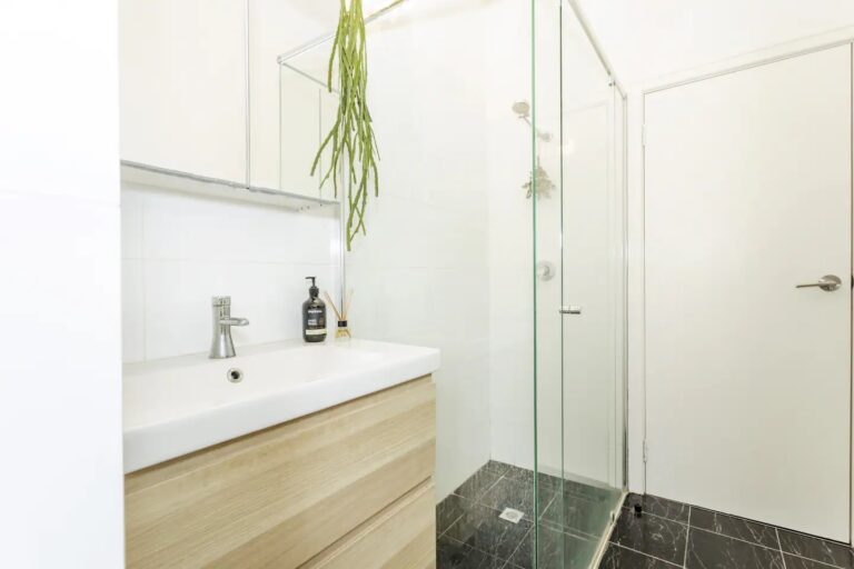 3/451 Stirling Highway gallery