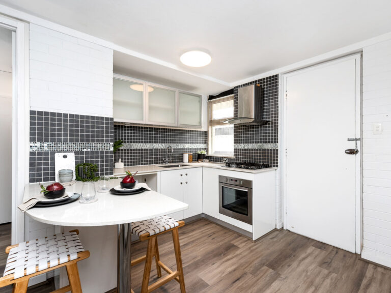 17/389 Stirling Highway gallery