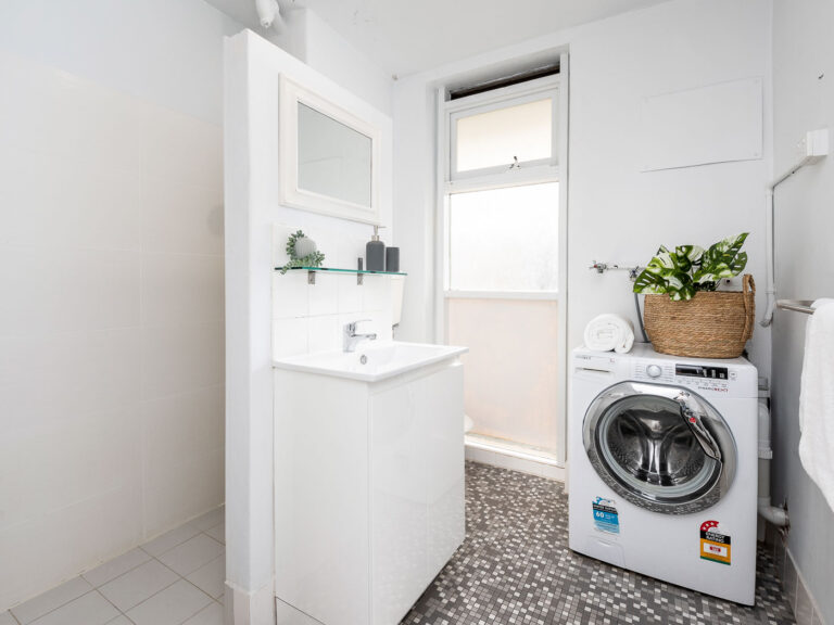 17/389 Stirling Highway gallery