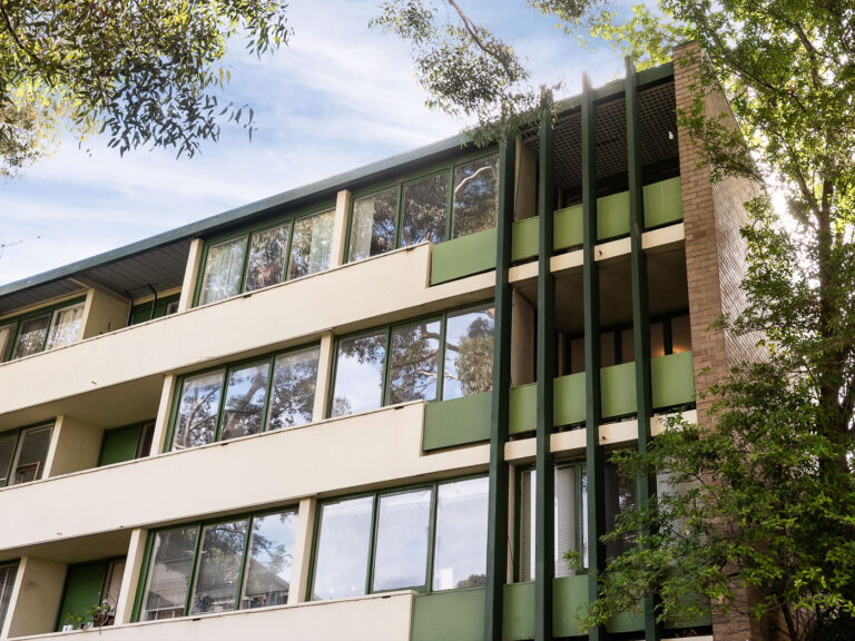 17/389 Stirling Highway gallery