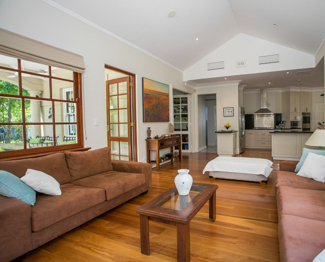 16 Curlew Road gallery