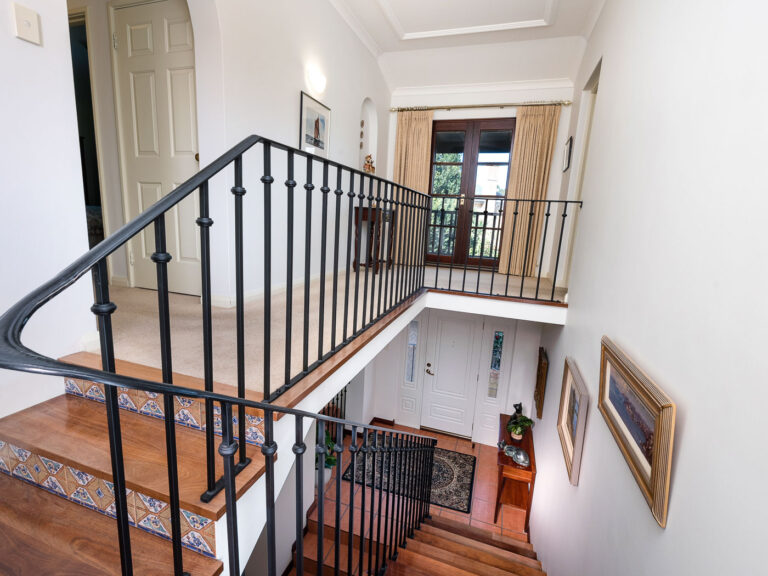 6 Aston Place gallery