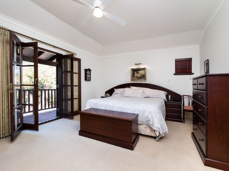 6 Aston Place gallery