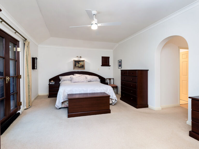 6 Aston Place gallery