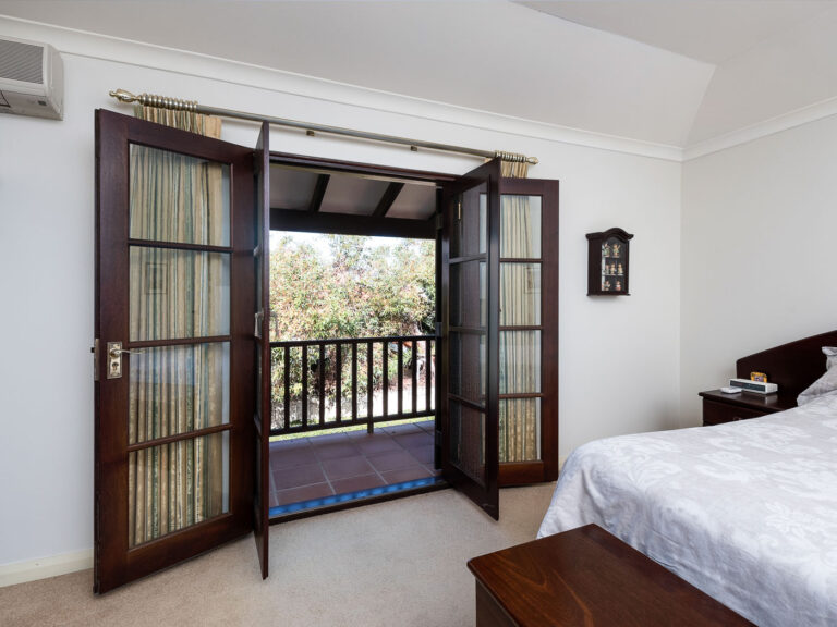 6 Aston Place gallery