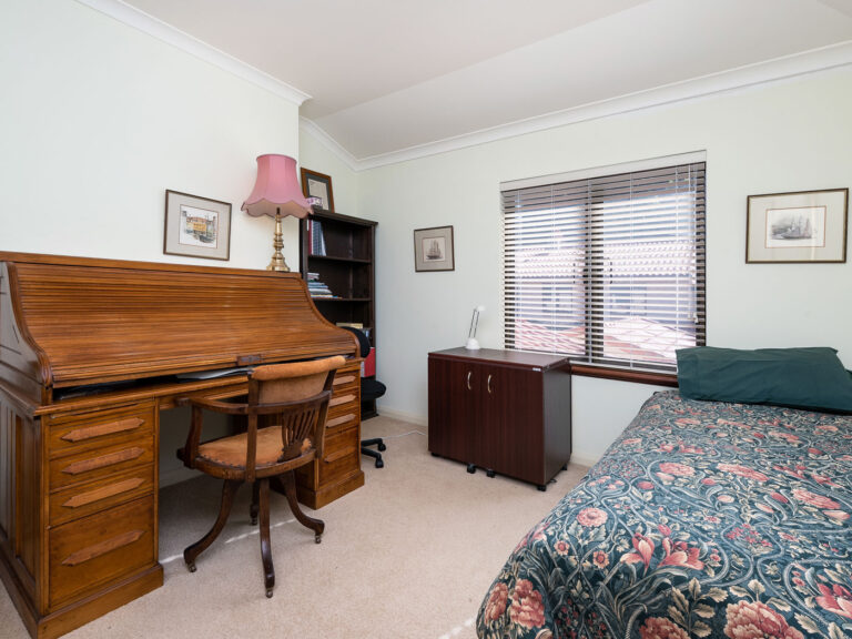 6 Aston Place gallery